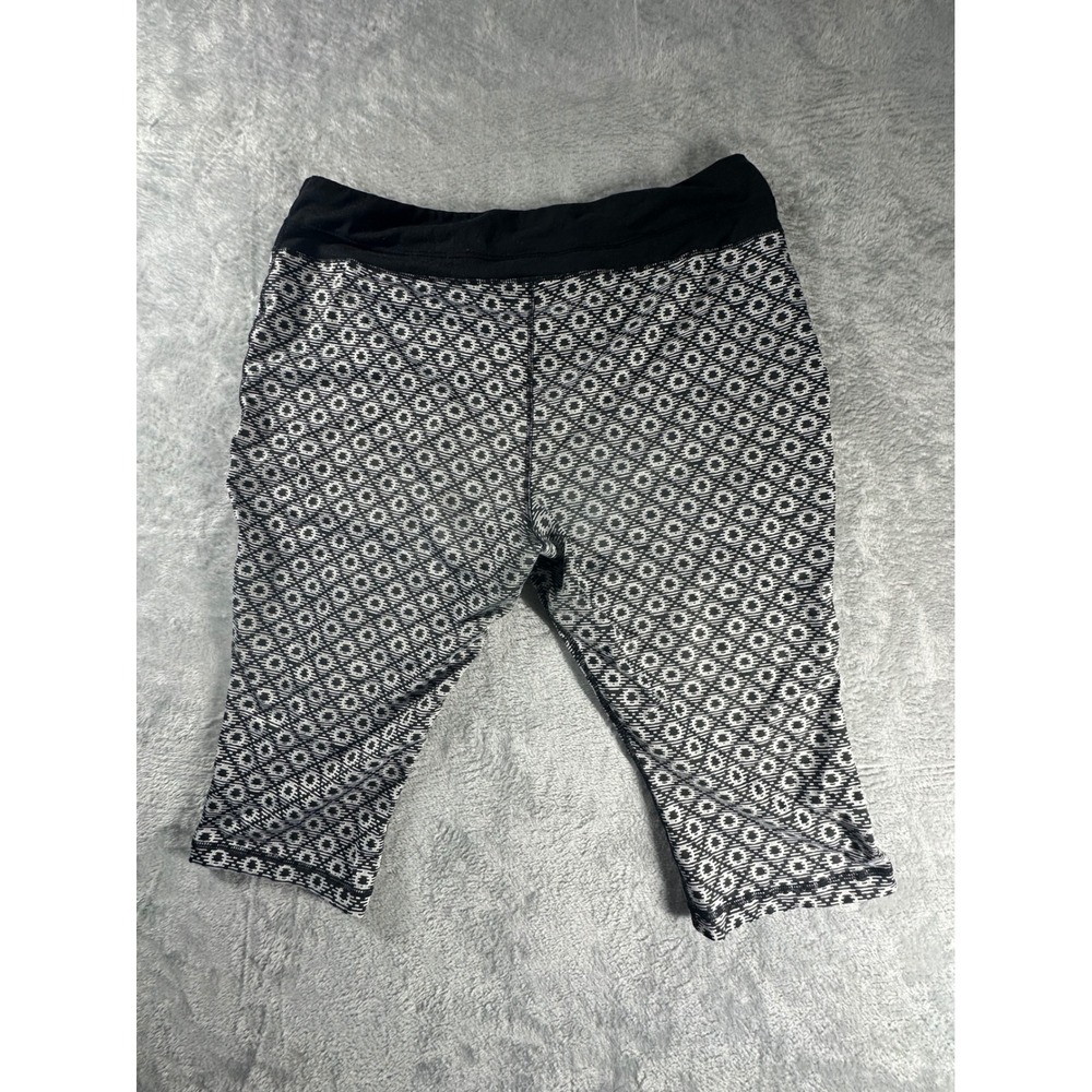 be‎ inspired 2X Geometric Print Capri Leggings Black White Activewear